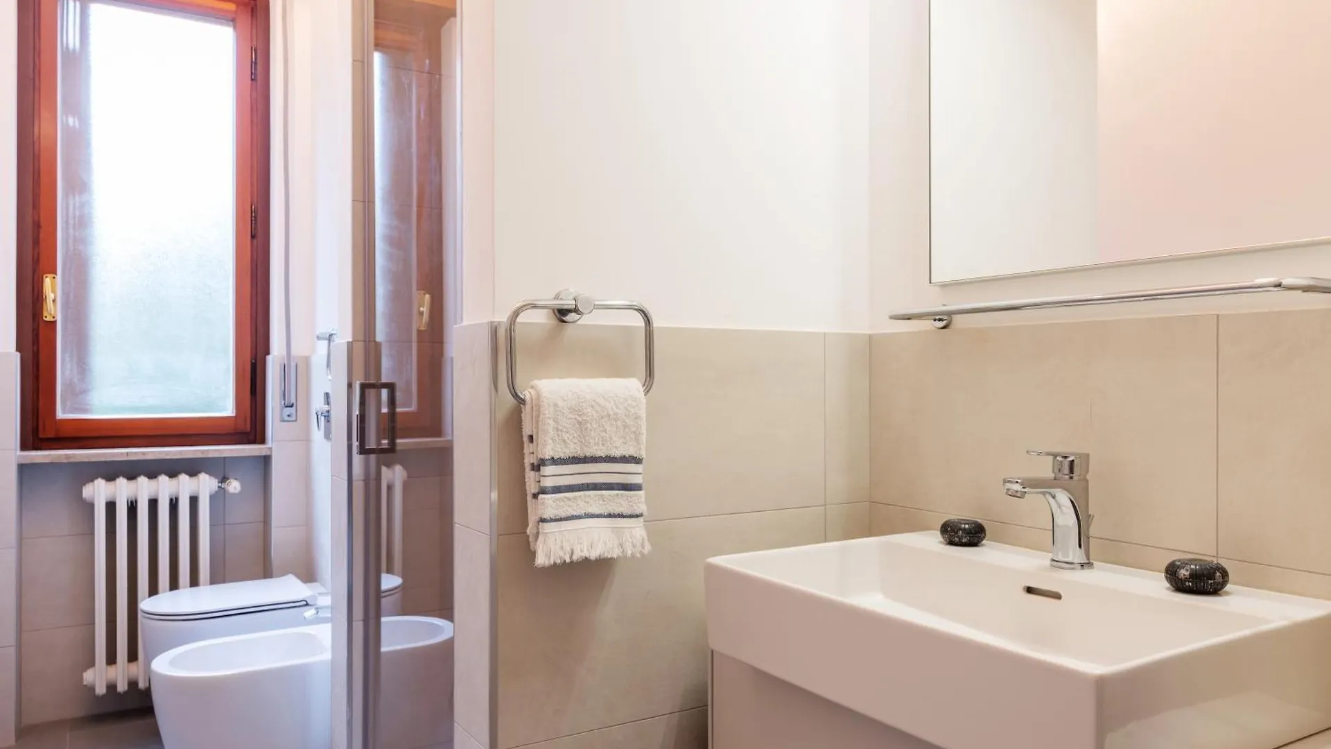 Frassini Flexyrent Apt. Aircon Milán