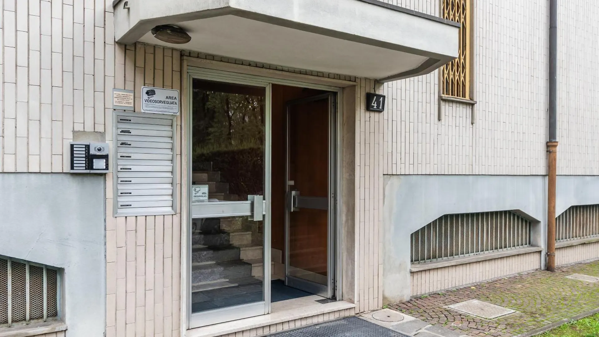 Frassini Flexyrent Apt. Aircon Milán Apartmán